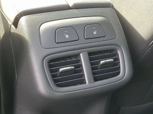 Certified 2023 Buick Envision Avenir AWD/4WD image 11