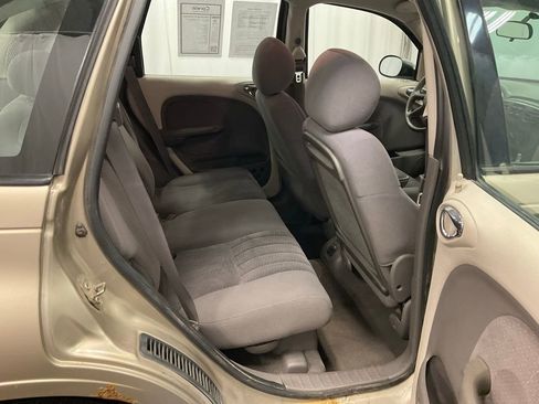 Used 2003 Chrysler PT Cruiser image 22