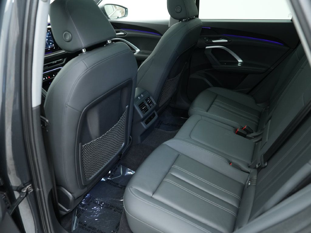 Certified 2025 Audi Q5 Premium w/ Convenience Package AWD/4WD image 23