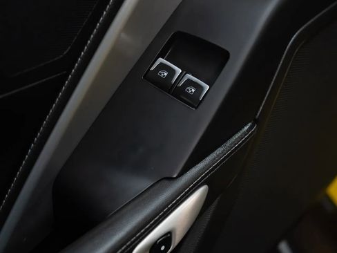 Used 2019 Chevrolet Corvette Z06 image 9