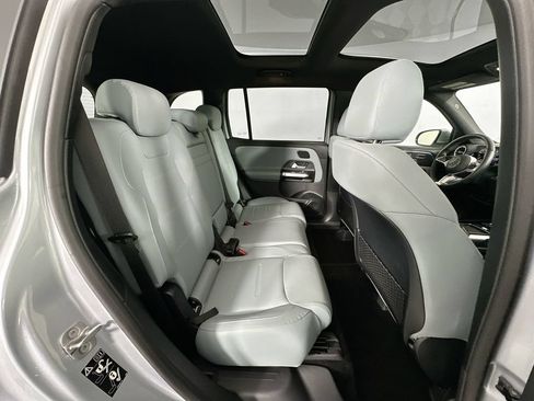 Used 2026 Mercedes-Benz GLB 250 image 26