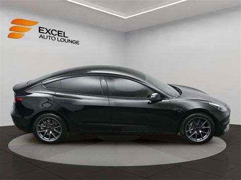 Used 2022 Tesla Model 3 Long Range image 41
