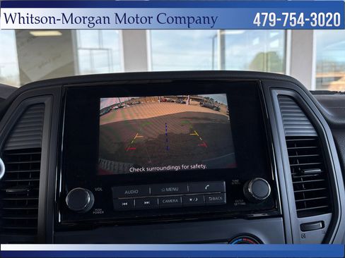 Used 2022 Nissan Titan SV image 26