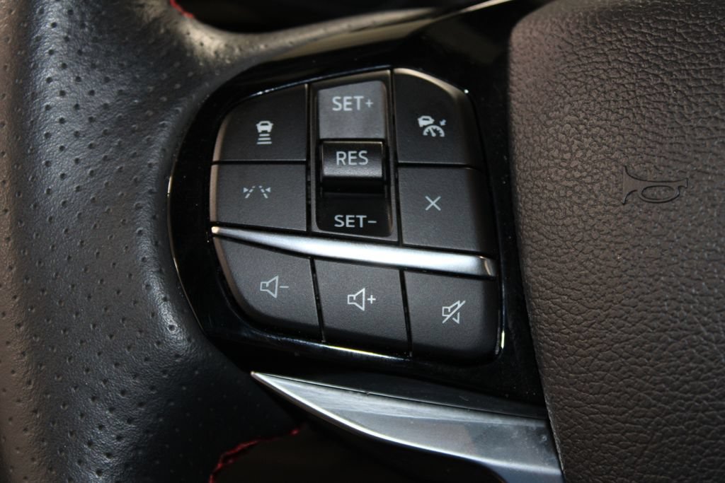 Used 2025 Ford Explorer ST-Line AWD/4WD image 42