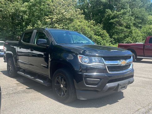 Used 2020 Chevrolet Colorado LT w/ Safety Package image 2