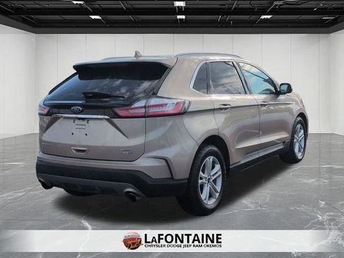 Used 2020 Ford Edge SEL w/ Cold Weather Package image 5