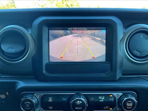 Certified 2022 Jeep Wrangler Unlimited Sport image 13