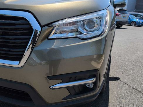 Certified 2022 Subaru Ascent Touring AWD/4WD image 11