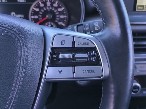 Certified 2022 Kia Telluride SX w/ SX Prestige Package image 27