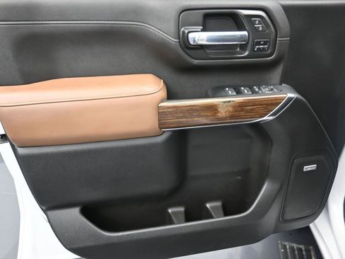 Used 2022 Chevrolet Silverado 3500 High Country image 13