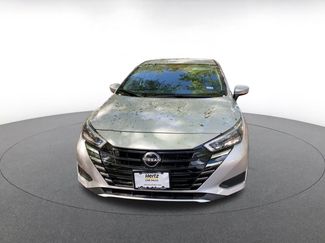 Used 2025 Nissan Versa SV video 2