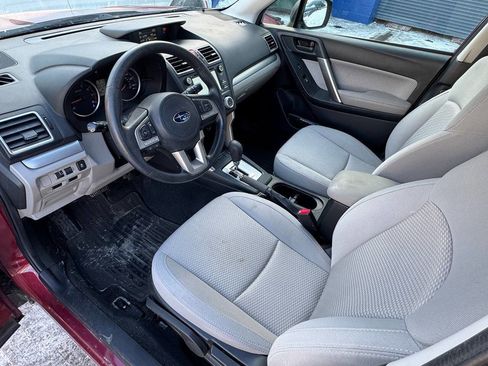 Used 2018 Subaru Forester 2.5i w/ Alloy Wheel Package image 9