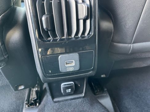 Used 2025 Jeep Compass Limited AWD/4WD image 23