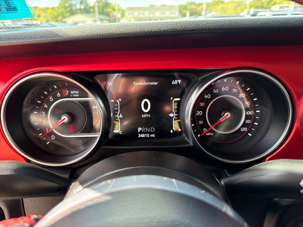 Certified 2021 Jeep Gladiator Rubicon AWD/4WD image 11