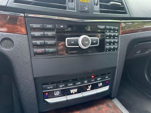 Used 2012 Mercedes-Benz E 350 4MATIC Coupe image 32