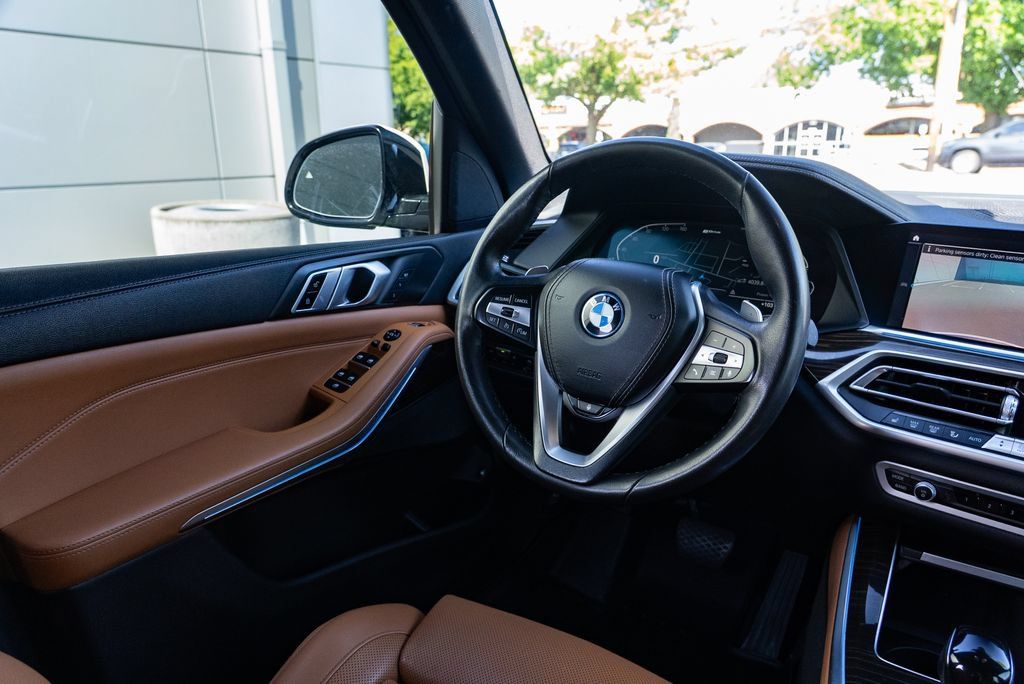Used 2023 BMW X5 xDrive45e AWD/4WD image 12