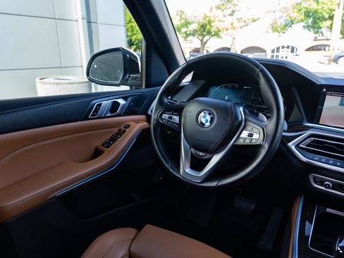 Used 2023 BMW X5 xDrive45e AWD/4WD image 12