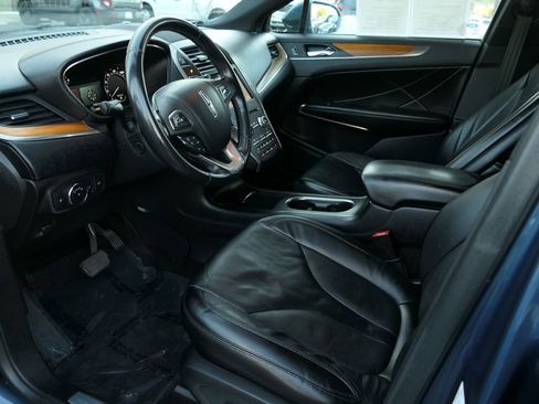 Used 2018 Lincoln MKC Select w/ Select Plus Package image 13