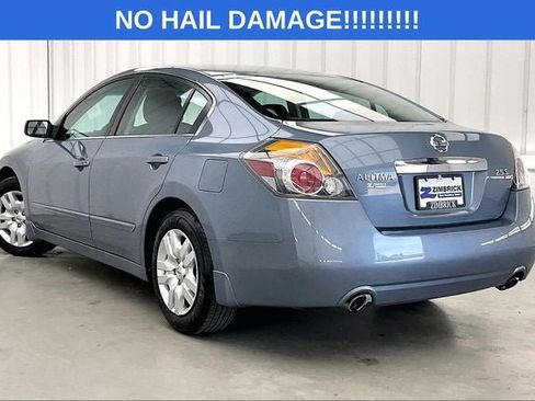 Used 2010 Nissan Altima 2.5 S FWD image 11