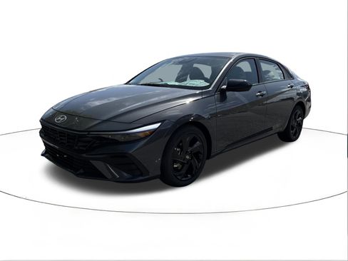 New 2026 Hyundai Elantra Sport FWD image 7