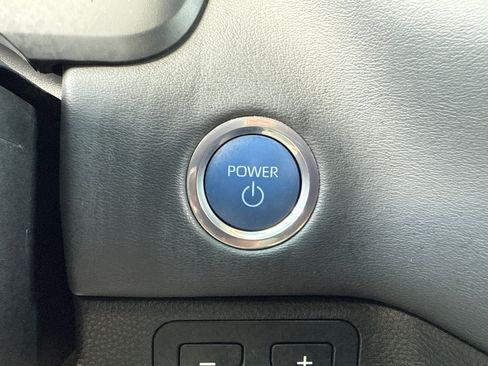 Used 2024 Toyota Sequoia Platinum AWD/4WD image 30