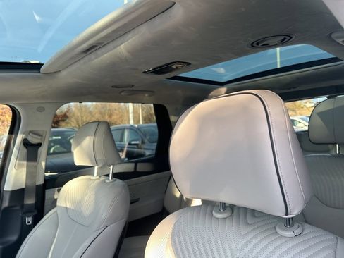 Used 2024 Hyundai Palisade Calligraphy image 23