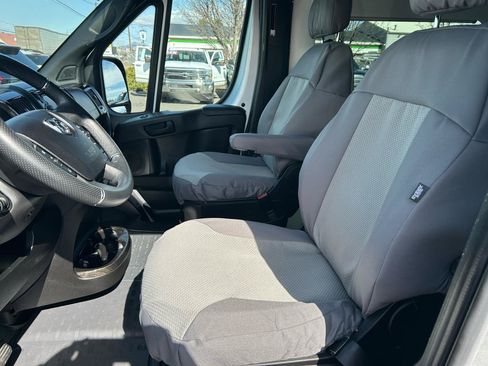 Used 2017 RAM ProMaster 3500 w/ Mopar Trailer Tow Group FWD image 7