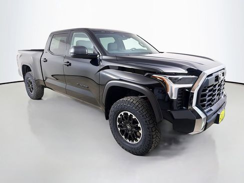 New 2026 Toyota Tundra SR5 AWD/4WD image 3