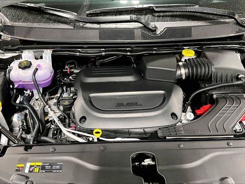 New 2026 Chrysler Voyager LX image 25