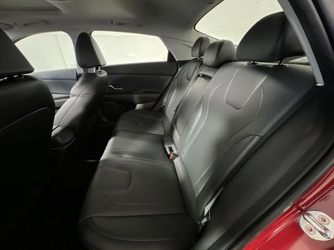 Used 2023 Hyundai Elantra Limited w/ Cargo Package image 25