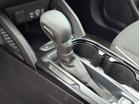 Used 2023 Chevrolet TrailBlazer LT FWD image 15