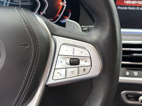 Used 2022 BMW X7 xDrive40i w/ Premium Package AWD/4WD image 26