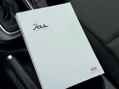 Used 2020 Kia Soul LX FWD image 22