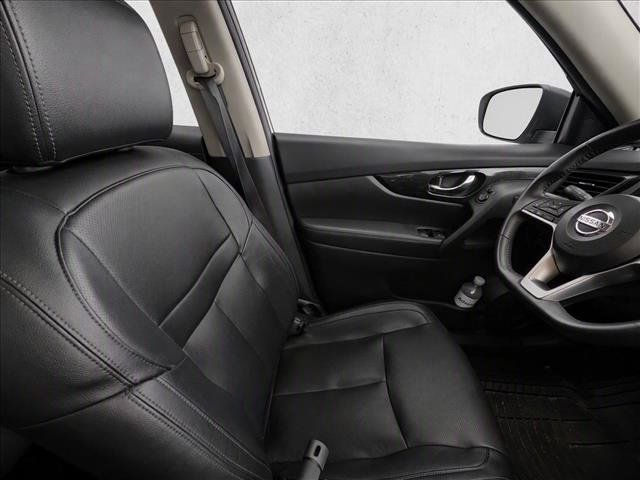 Used 2018 Nissan Rogue SL w/ Premium Package FWD image 10