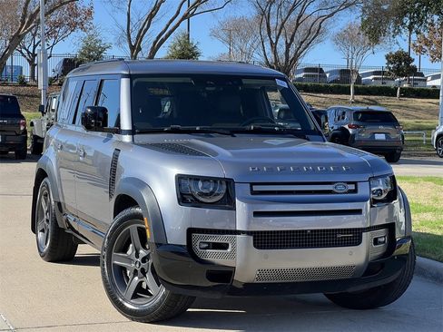 Used 2023 Land Rover Defender 110 X-Dynamic SE image 2