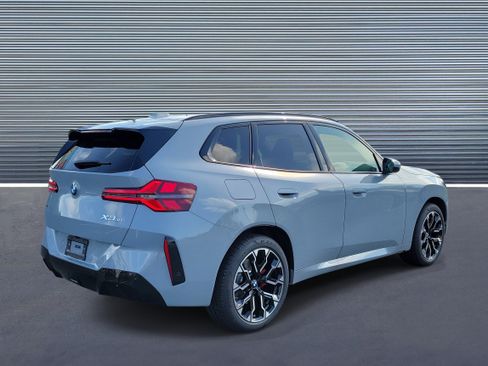 New 2026 BMW X3 xDrive30 w/ M Sport Package AWD/4WD image 3