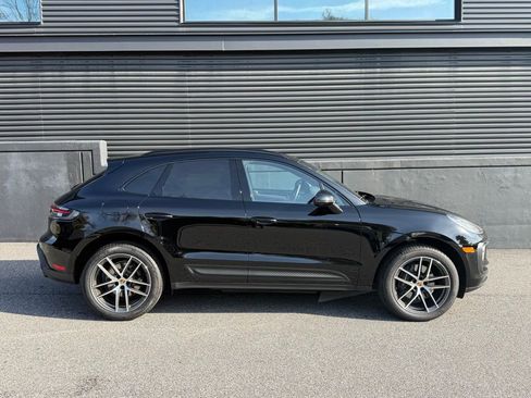 Certified 2026 Porsche Macan image 11