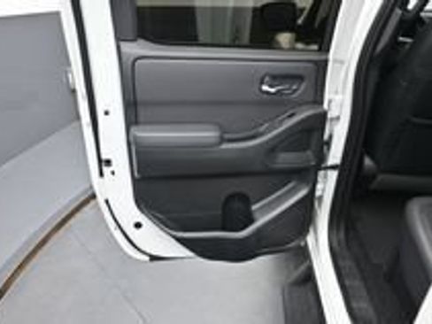 Used 2022 Nissan Frontier PRO-4X w/ Pro-4X Premium Package AWD/4WD image 54