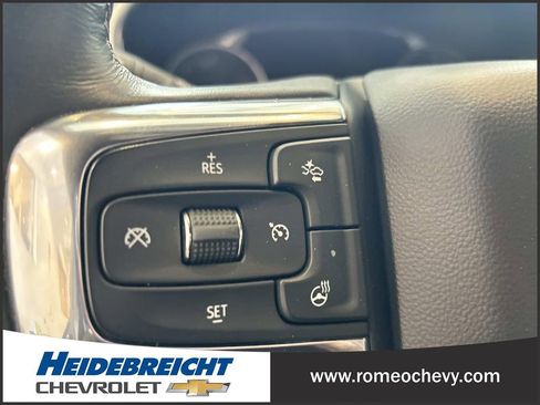 Used 2022 Chevrolet Blazer Premier w/ Enhanced Convenience Package AWD/4WD image 19