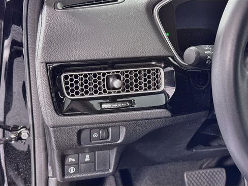 Certified 2024 Honda Civic Touring image 10