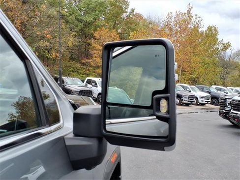 Used 2024 GMC Sierra 2500 Denali w/ Denali Reserve Package image 31