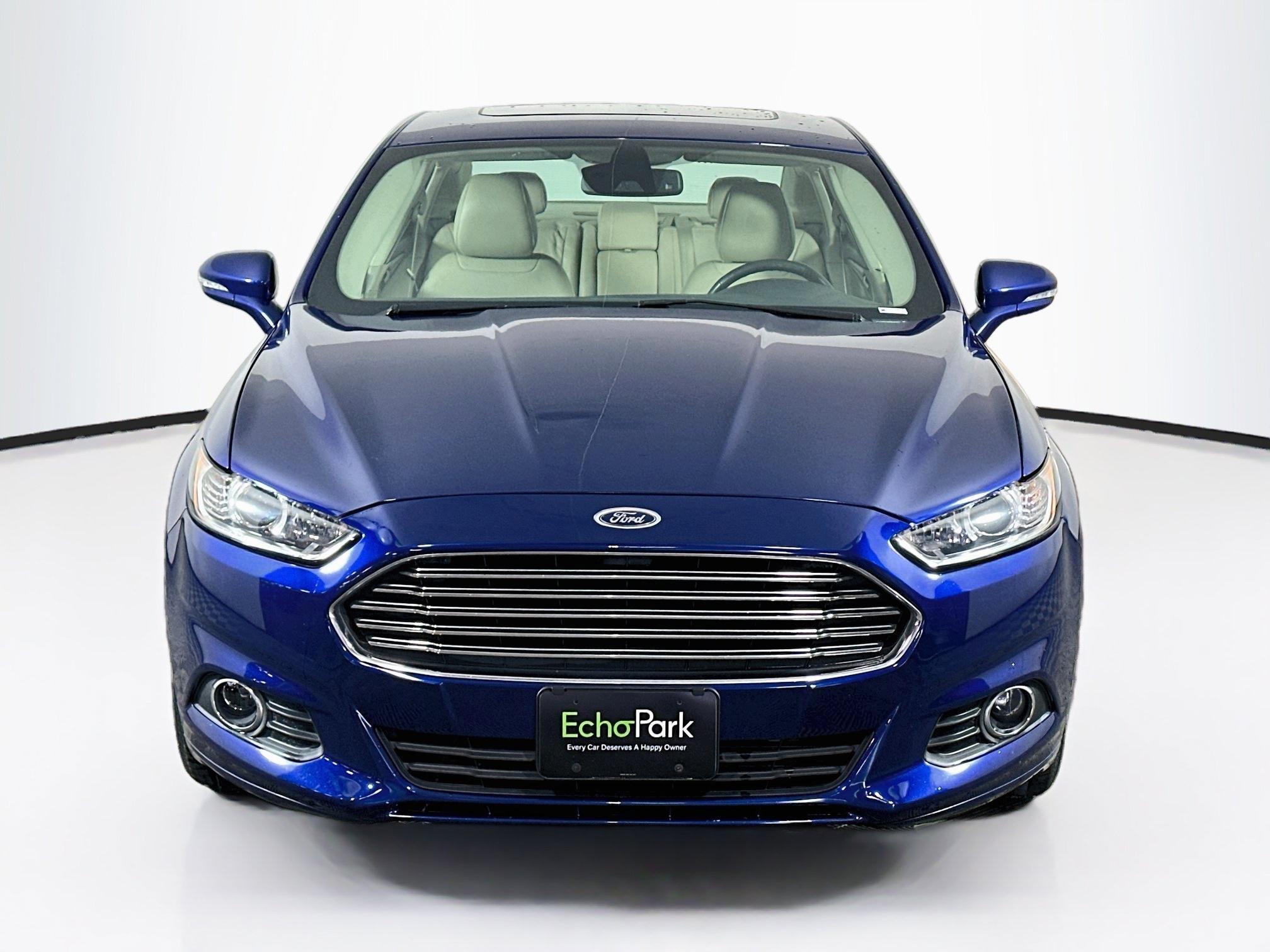 Used 2013 Ford Fusion SE FWD image 2