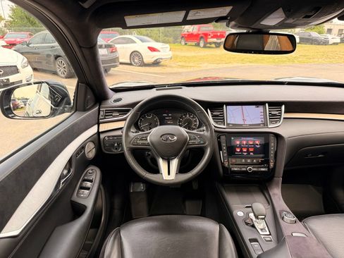 Used 2019 INFINITI QX50 Essential w/ Sensory Package AWD/4WD image 33
