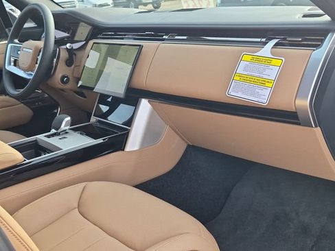 New 2026 Land Rover Range Rover SE AWD/4WD image 19