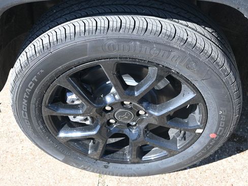 New 2026 Jeep Compass Latitude image 7