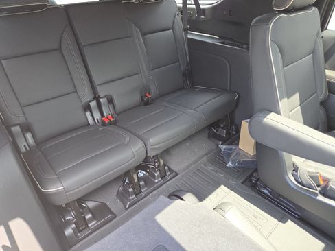 New 2026 GMC Yukon XL Elevation w/ Elevation Premium Package AWD/4WD image 29