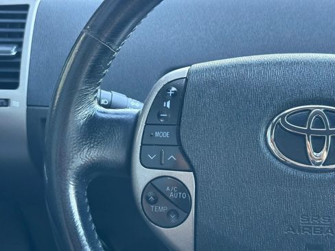 Used 2009 Toyota Prius w/ Pkg 6 FWD image 11