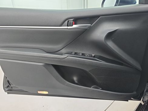 Used 2020 Toyota Camry XSE image 25