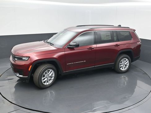 New 2025 Jeep Grand Cherokee L Laredo w/ Luxury Tech Group I image 42