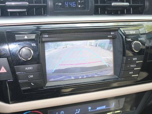 Used 2014 Toyota Corolla LE w/ Protection Package FWD image 25